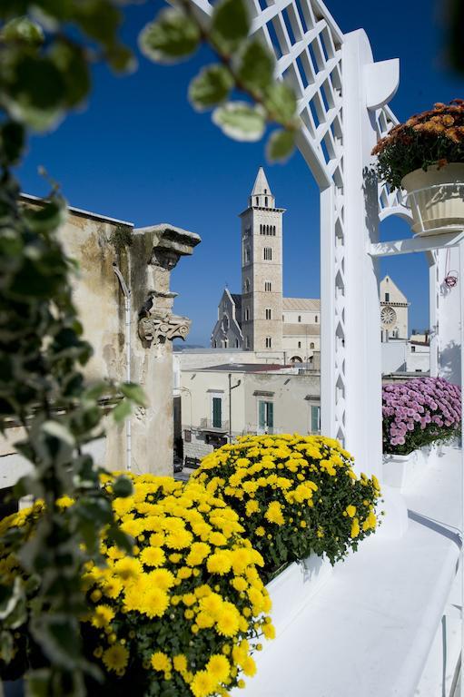 White House Hotel Trani Buitenkant foto