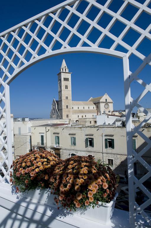 White House Hotel Trani Buitenkant foto